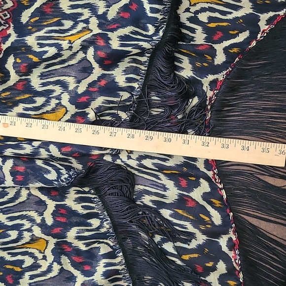 Boho tribal lightweight poncho/scarf - Picture 11 of 13